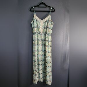#11 Maurices Maxi
